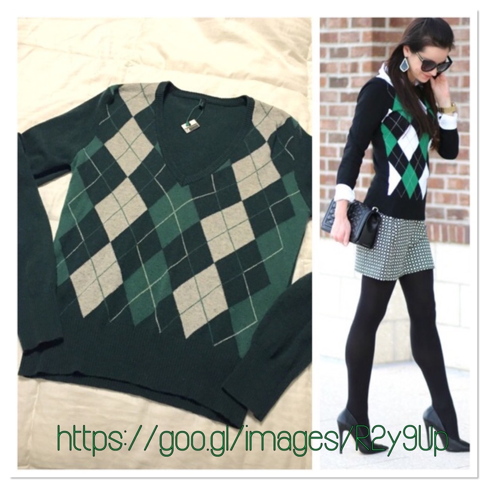 ☀️United Colors of Benneton argyle sweater